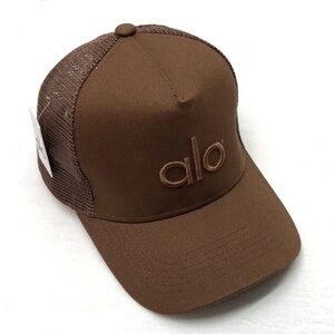 🎆HOT🎆 ALO Yoga District Trucker Hat